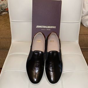 Johnston & Murphy slip on size 10 blk patent/bronze suede